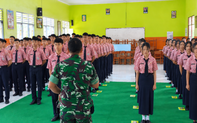 Pendidikan Karakter Siswa XI PH2 dan XI PH3 SMK Wiyasa Magelang Bersama Koramil Magelang Tengah